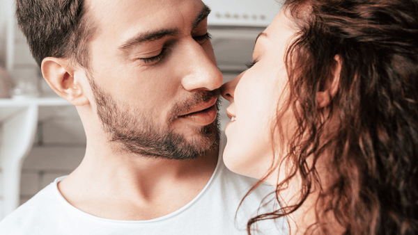 HOW TO MAKE TIME FOR INTIMACY WHEN LIFE IS FULL