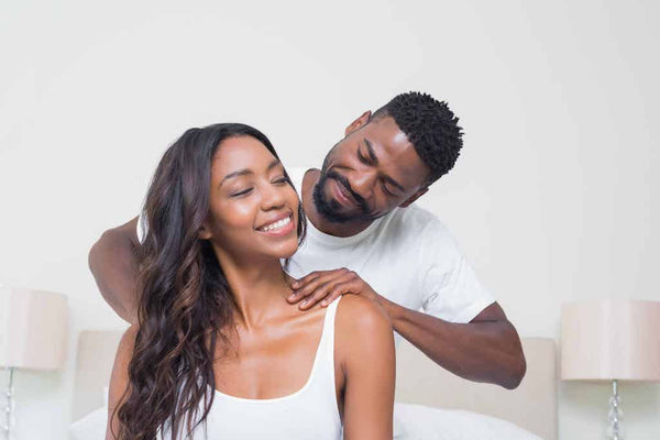 The Best Massage Oils for Couples: What to Look For